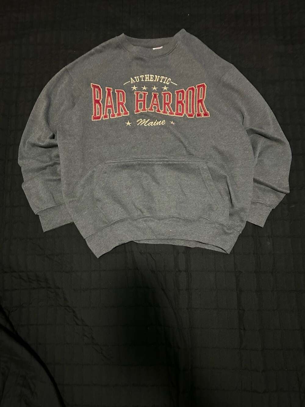 DIMCO Apparel Bar Harbor Maine Graphic Crewneck Sweatshirt with Pocket Size M